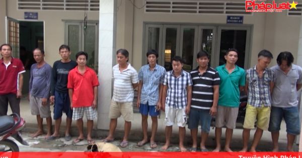 Bến Tre: Bắt quả tang một vụ đánh bạc thu trên 20 triệu đồng