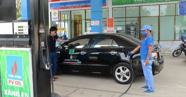 Nhiều doanh nghiệp xin tạm dừng bán xăng sinh học E5