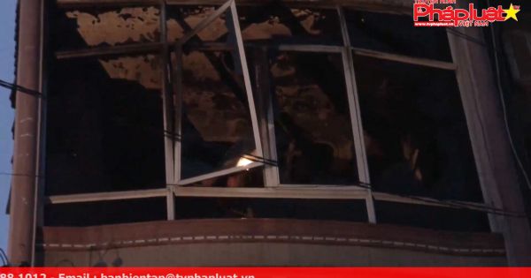 Quận 5 cửa hàng phụ tùng bất ngờ bốc cháy