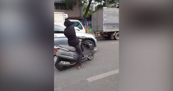 Truy tìm đối tượng dùng mã tấu chém gãy kiếng xe hơi: Nghi bị ngáo đá