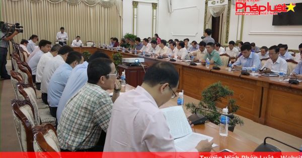 TP HCM họp khẩn với 24 Quận Huyện sẵn sàn ứng phó bão sắp đổ bộ