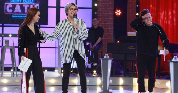 Vicky Nhung liên tục quên lời khiến Ngô Kiến Huy phải 