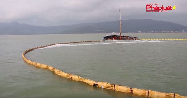 Bình Định, khẩn trương cứu hộ tàu bị nạn trên biển Quy Nhơn