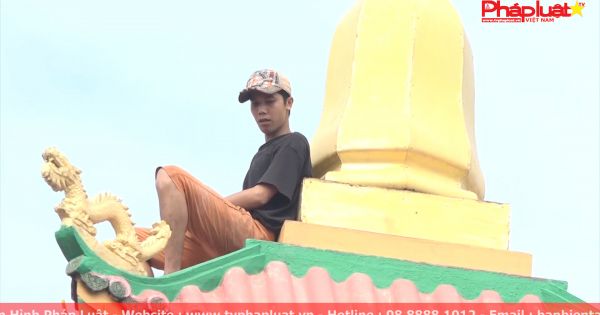 Đưa đi cai nghiện đối tượng ngáo đá leo nóc chùa gây náo loạn