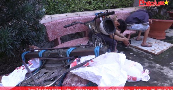 Nửa tấn thịt heo thối được dùng làm tóp mỡ