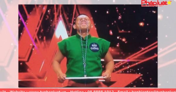 Võ sư Việt Nam biểu diễn kung-fu “rợn người” gây sốc tại Đức