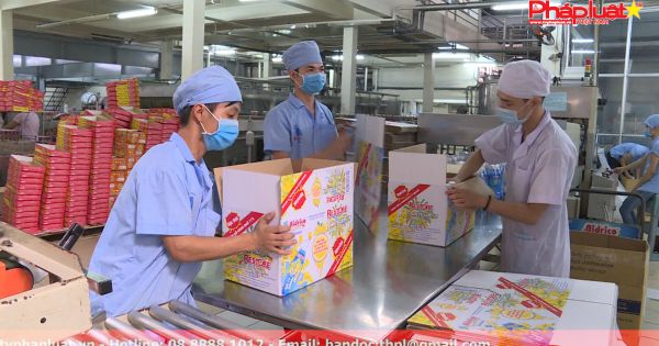 Gấp rút chuẩn bị hàng hoá thị trường Tết