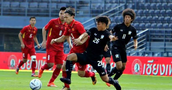 U23 Việt Nam hạ U23 Thái Lan: Vui có chừng