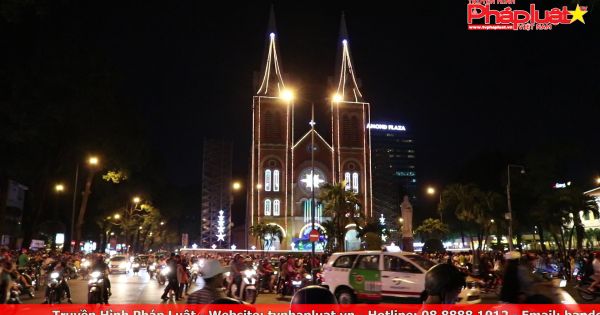 Sài Gòn có một đêm giáng sinh đầy ý nghĩa