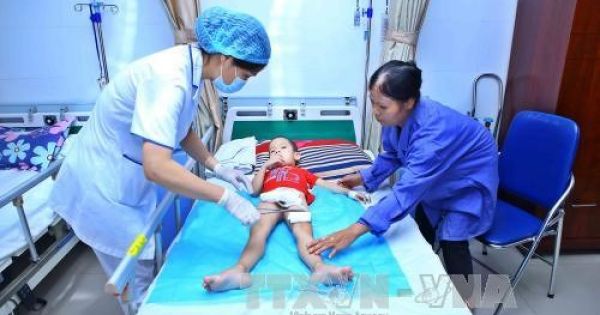 Khởi tố bị can, bắt tạm giam y sĩ khiến 103 bệnh nhi mắc sùi mào gà