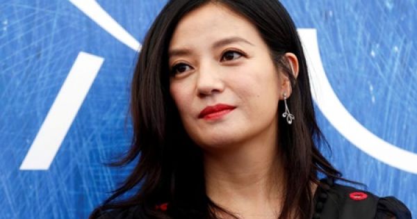 Hoa Đán Triệu Vy bị đồn ly hôn tỷ phú