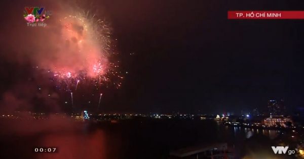 Toàn cảnh pháo hoa đêm giao thừa tại các tỉnh thành phố