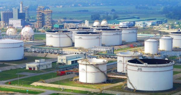 Lọc dầu Dung Quất lên sàn với giá 22.400 đồng/cổ phiếu