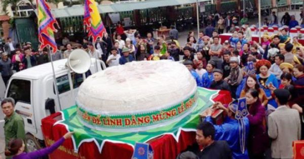 Điểm báo 26/02/2018: Bánh nặng 3 tấn, long não ngàn cây có ích gì!