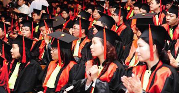 Lấy bằng tiến sĩ chỉ trong 8 ngày học!