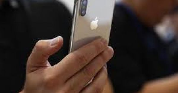 Điện thoại android với cảm biến truedepth sẽ ra mắt năm sau