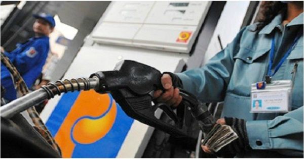 Tăng kịch trần mức thuế môi trường với xăng và hàng nhiên liệu