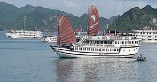 Lắp đặt thiết bị nhận dạng tự động các phương tiện đường thủy