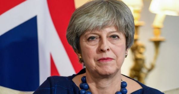 Thủ tướng Anh điều tàu ngầm tới gần Syria