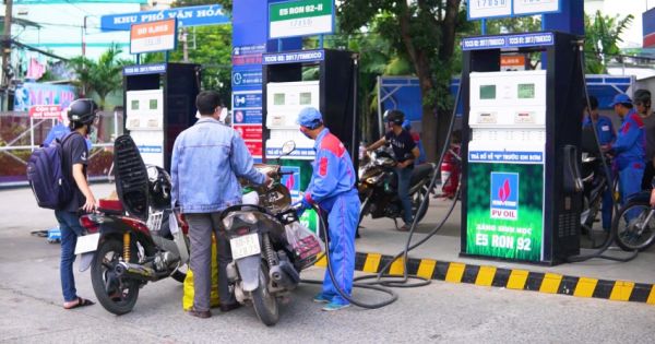 Điểm báo sáng 04/05/2018: Đề xuất “khai tử” xăng RON95, tăng chênh lệch để khuyến khích xăng E5