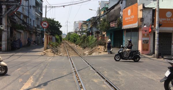 Gần 10 tỉ đồng xây 4 đường ngang xe lửa