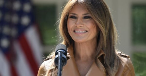 Phu nhân của tổng thống Mỹ Donald Trump nhập viện phẫu thuật