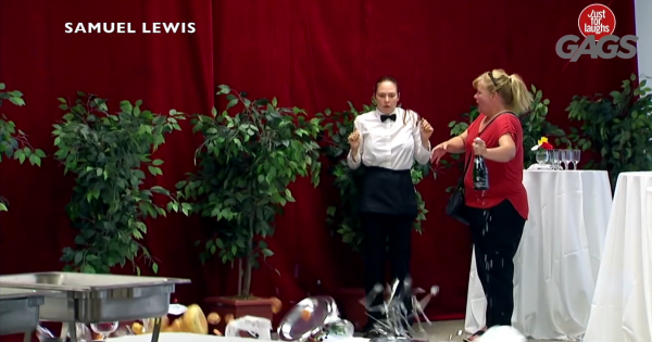 Cười chút chơi: Top 5 Just For Laughs Gags - May 2018