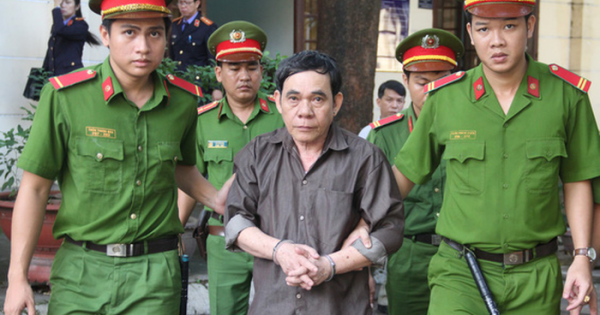 TPHCM: Tử hình Trưởng ban giải phóng mặt bằng tham ô 54 tỉ đồng