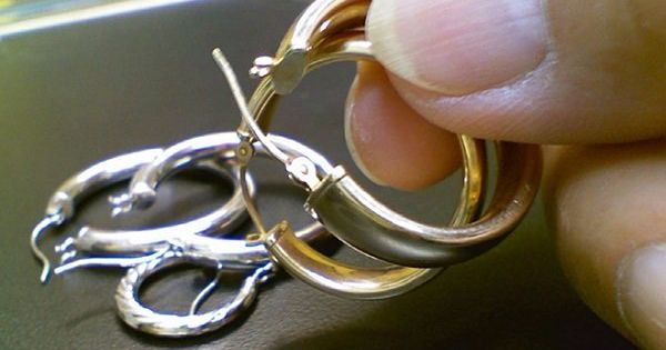 Lừa đảo dùng vàng giả đổi lấy vàng thật