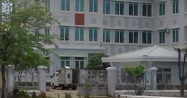 Đà Nẵng: Bắt cán bộ Hải quan buôn lậu