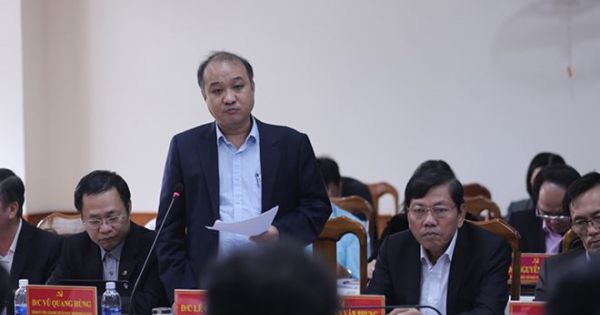 Chính sách hỗ trợ cán bộ tự nguyện nghỉ công tác để 