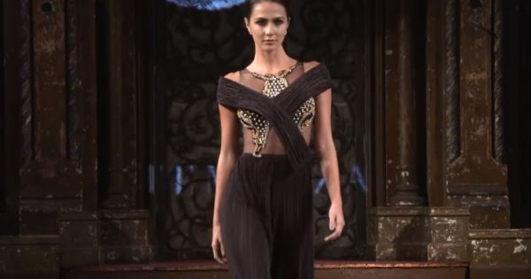 Temraza | Fall Winter 2018/2019 Full Fashion Show | Exclusive