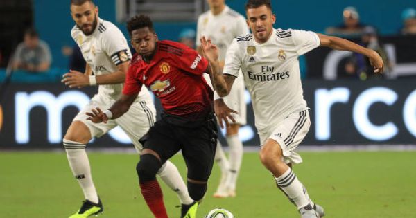 ICC 2018: Real ra mắt tân huấn luyện viên, MU thắng sít sao