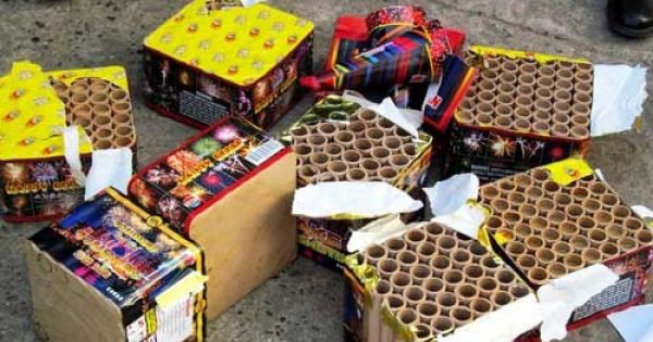 Liên tiếp bắt giữ các vụ vận chuyển pháo, hàng hóa không rõ nguồn gốc