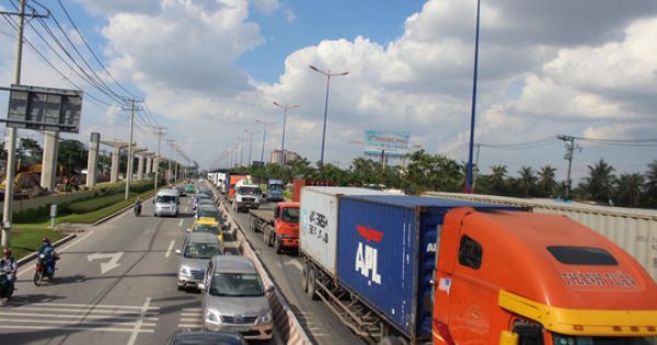 Lỗ hổng trong quản lý 