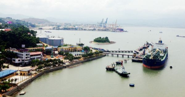 Kết luận của Phó Thủ tướng về di dời Bến cảng xăng dầu B12