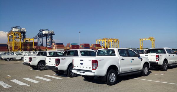 Bộ Tài chính đề xuất tăng phí trước bạ ôtô bán tải