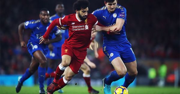 Thủ môn Alisson mắc sai lầm, Liverpool thắng nhọc Leicester