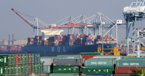 Mỹ - Trung sắp tung đòn thuế quan mới lên hàng hóa của nhau