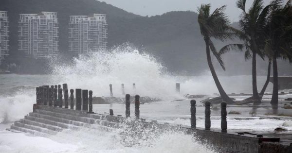 Siêu bão Mangkhut đổ bộ Trung Quốc, mưa to khắp miền Bắc