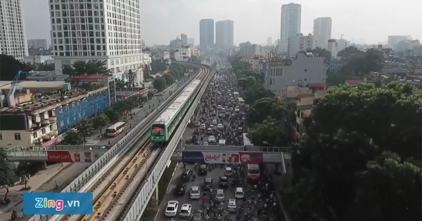 Ngắm Hà Nội qua cửa kính của tàu Cát Linh - Hà Đông