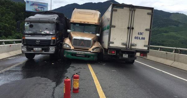 Cận cảnh những vụ tai nạn giao thông liên hoàn trên Quốc lộ