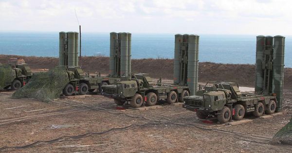 Tổng thống Nga công du Ấn Độ, nhiều hợp đồng lớn được ký kết