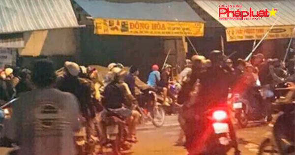 Gần 50 người ở Sài Gòn dàn trận chém nhau ở Sài Gòn