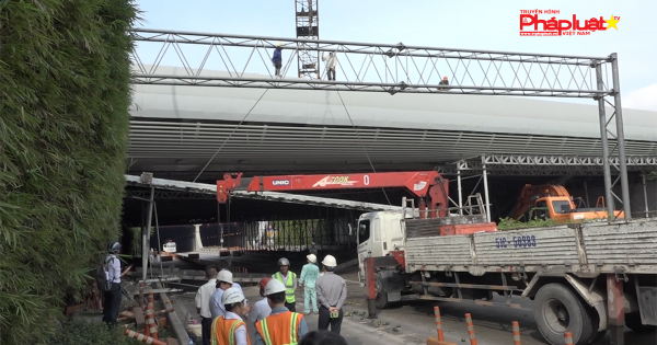 Tìm ra chủ xe tải gây sập giàn giáo trước Hầm Thủ Thiêm