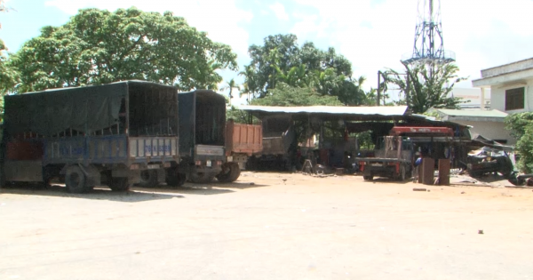 Quảng Ngãi: “Đóng cửa” bến xe khách Đức Phổ vì không đủ tiêu chuẩn