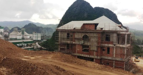 Công trình “khủng” không phép “mọc” giữa Khu Kinh tế Nghi Sơn