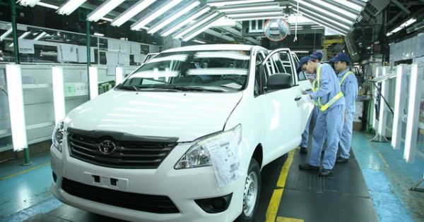 Giá ô tô tại Việt Nam vẫn còn đắt