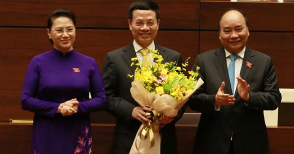 Ông Nguyễn Mạnh Hùng chính thức trở thành Bộ trưởng Bộ Thông tin - Truyền thông