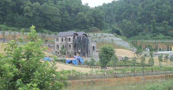 Biệt phủ ở Sóc Sơn: Đình chỉ công tác Chủ tịch xã Minh Phú